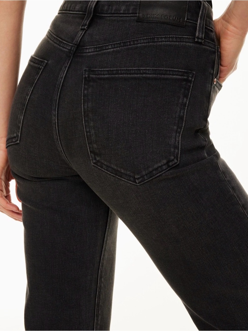 Denim Forum Black Arlo high rise straight 28